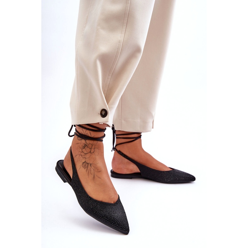 Kvinnors ballerinor dekorerade med svarta strassar 1