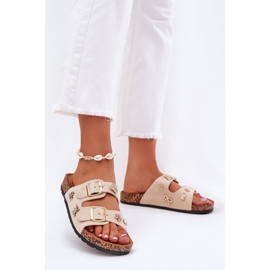 Kvinnors tofflor på en korksula med spännen och stift beige 2