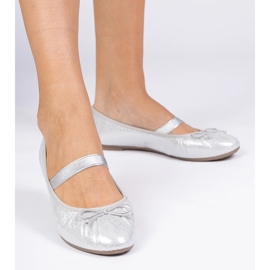 Silver kvinnors ballerinas med en båge på ett elastiskt band 2