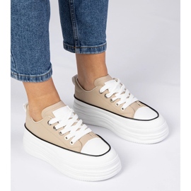 Beige kvinnors sneakers på en hög sula 4