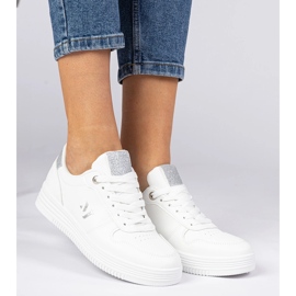 Kvinnors vita sneakers med silverglitter 1