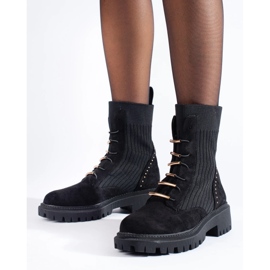 Svarta mockaknutna väskor 2