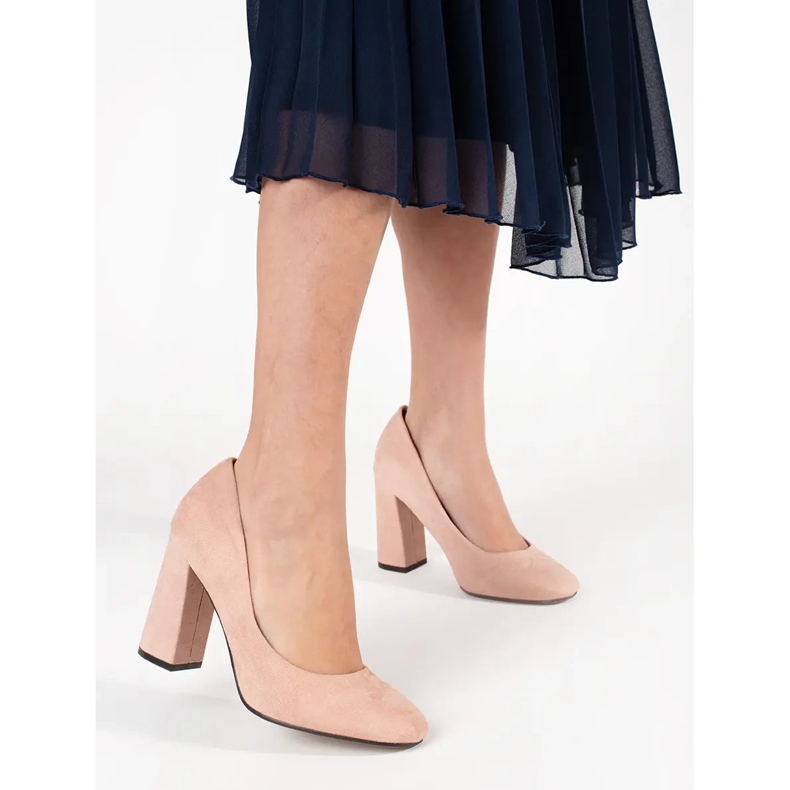 Seastar Beige mocka pumpar på en hög stolpe 2