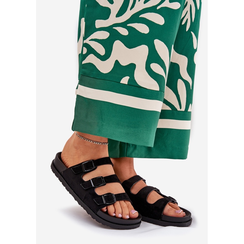 Kvinnors tofflor med ränder och spännen svarta 1