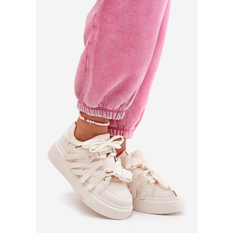 Eco Leather Sneakers på Beige -plattformen 1