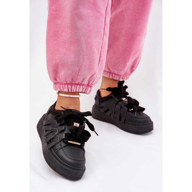 Eco Leather Sneakers på den svarta plattformen 1