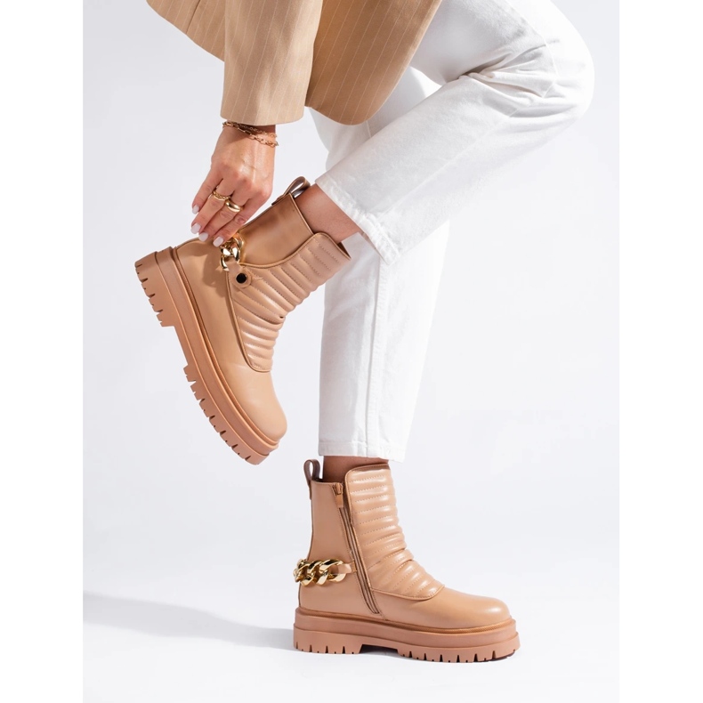 Snygga kedjeväskor beige 2