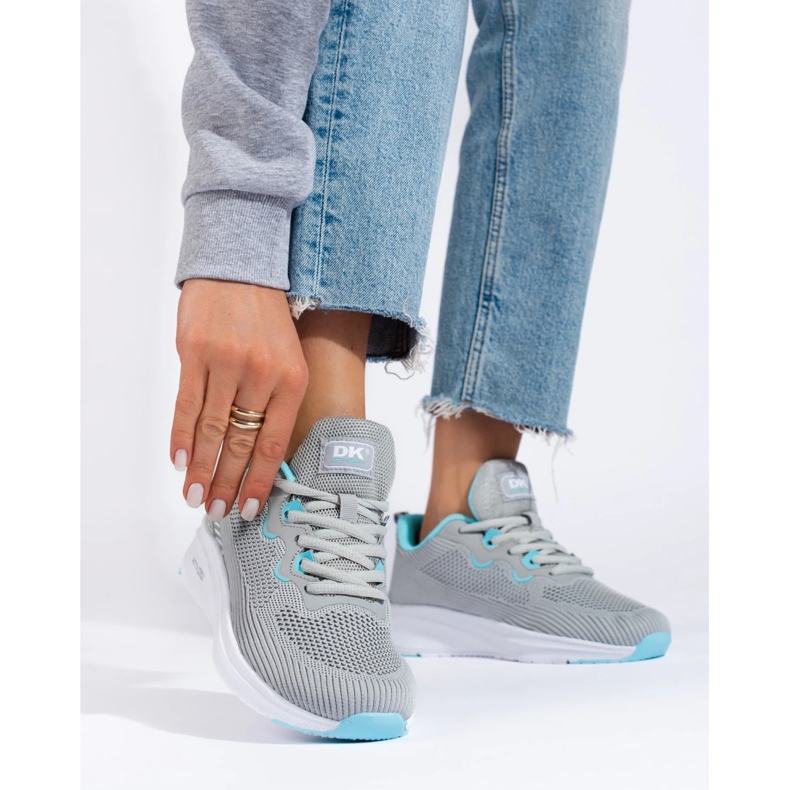 Sportskor på DK-plattformen grå 2