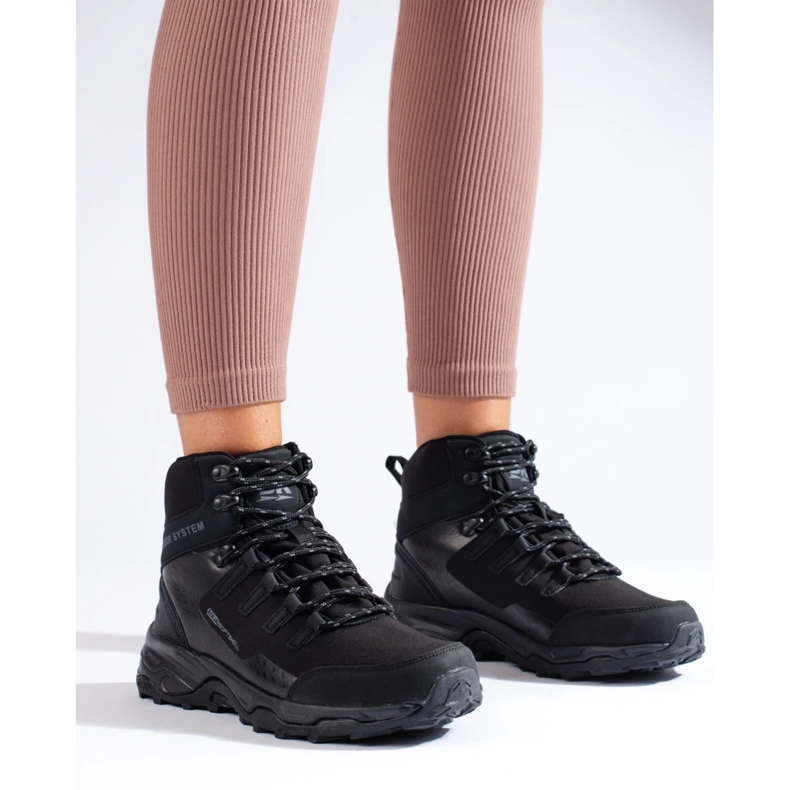 Bekväma vandringsskor för kvinnor med en hög ovandel DK svart 2