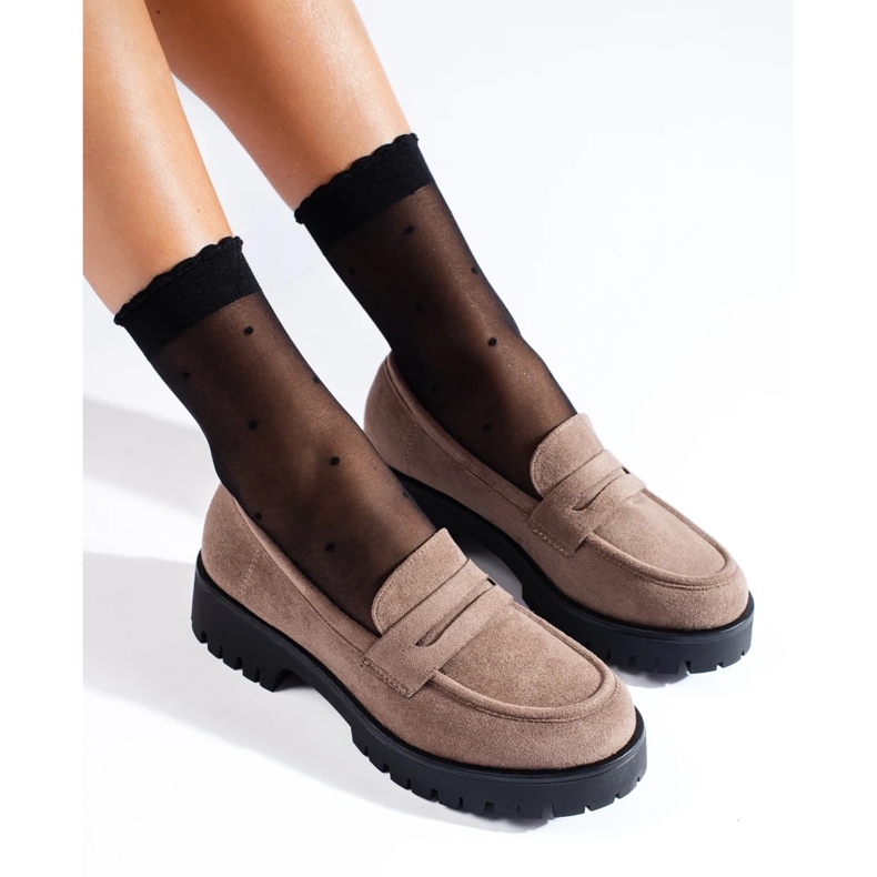 Beige loafers i mocka med tjock Shelovet-sula 2