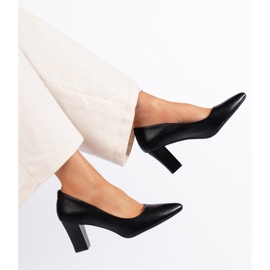 Svarta högklackade pumps för kvinnor från Sergio Leone 1