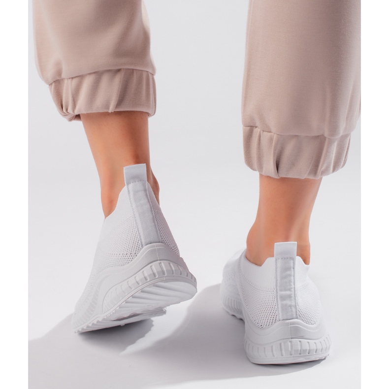 Vita slip-on sportskor för kvinnor 2