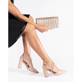 Beige pumps i mocka med paljetter 1
