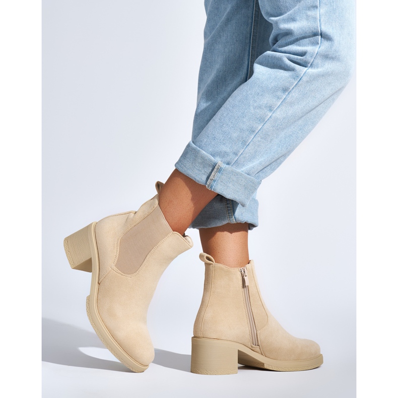 Ankelboots i beige mocka 2