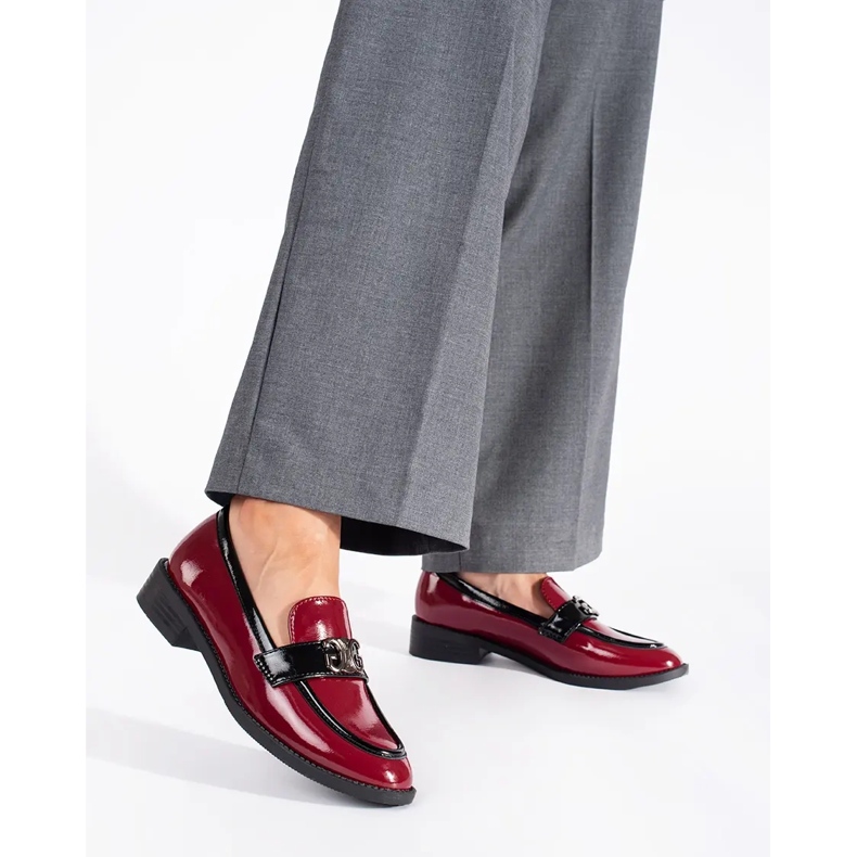 Burgundy patent loafers för kvinnor röd 1