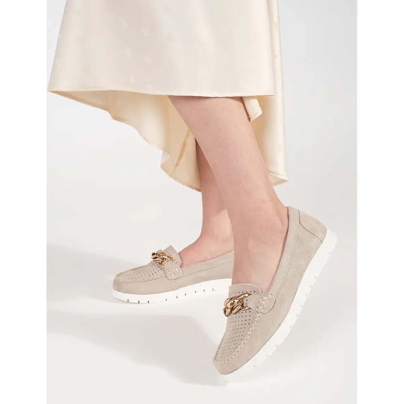 Goodin Beige Leather Loafers med en kedja på plattformen 2