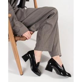 Goodin Svarta högklackade skor 1