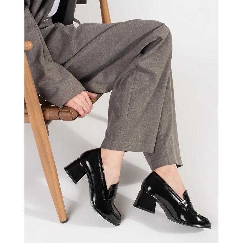 Goodin Svarta högklackade skor 1