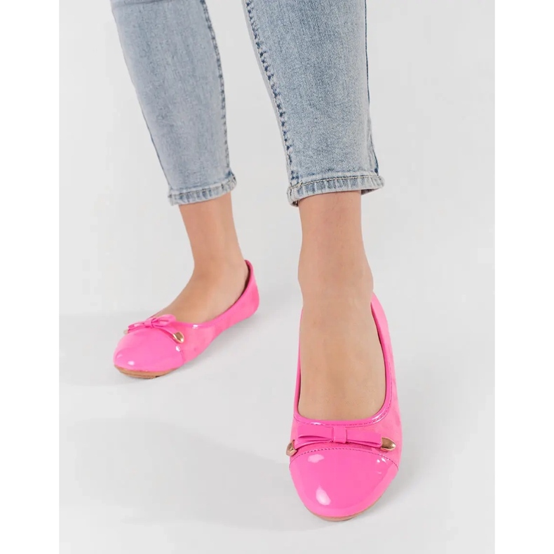 Pink Flat Women's Ballerinas med en båge och lackerad tå rosa 2