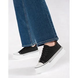 Svarta damsneakers med tjock sula 1