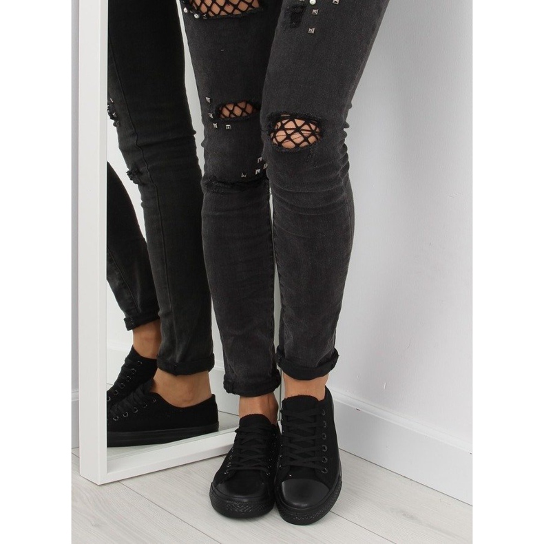 Svarta svarta enfärgade sneakers för kvinnor 2