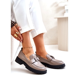 Vinceza lackerade kvinnors loafers 62187 beige-gray 3