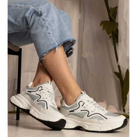 Vita och gröna kvinnors sportsneakers 3