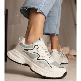 Vita och gröna kvinnors sportsneakers 4