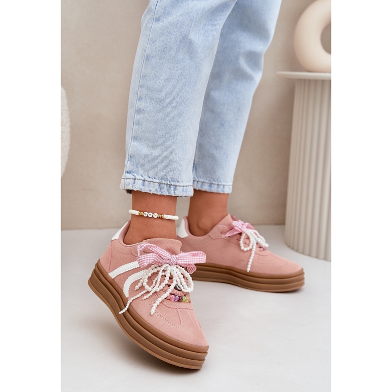 Kvinnors sneakers på plattformen med rosa dekorationer 2