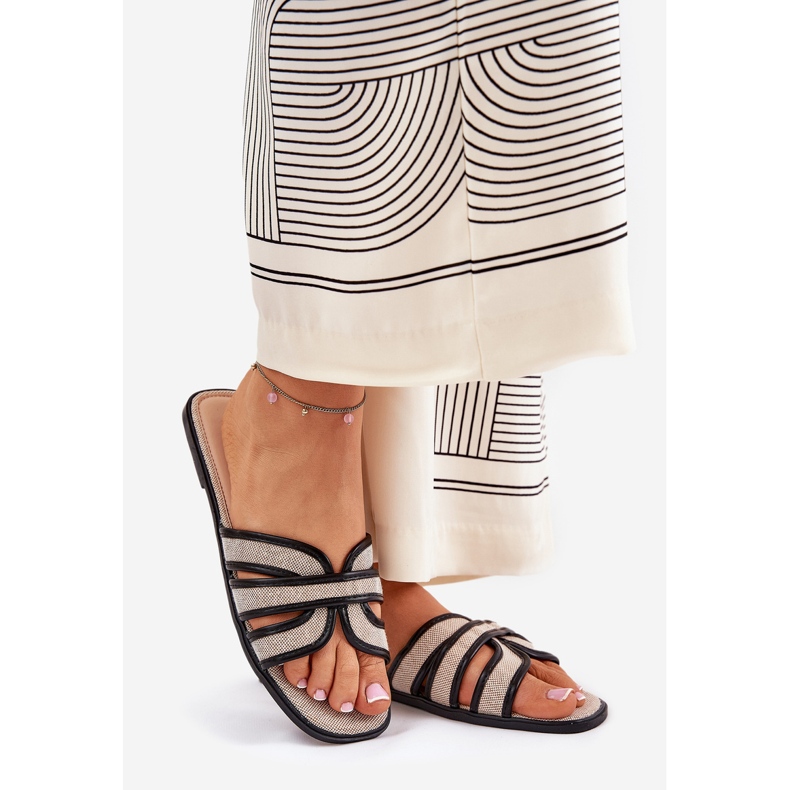 Klassisk kvinnors platt beige-svarta flip flops 1
