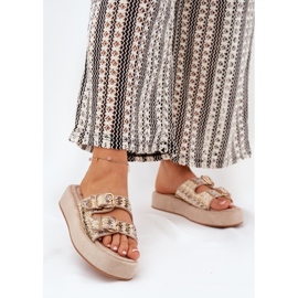 Kvinnors tofflor på plattformen med spännen och khaki -flätan beige 2