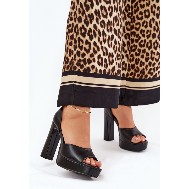 Kvinnors sandaler på posten och plattformen Eco Leather Black svart 2