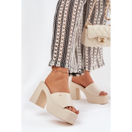 Kvinnors Eco Leather Slippers on the Post and Light Beggar Platform beige 2