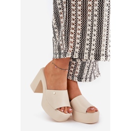 Kvinnors Eco Leather Slippers on the Post and Light Beggar Platform beige 1