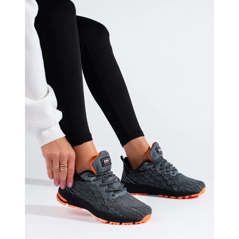 DK Bekväma sportskor svart 2