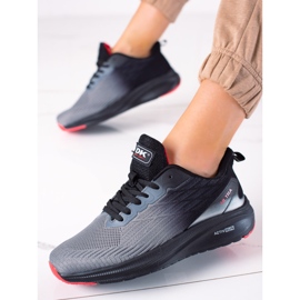 DK Lätta sportskor svart 1