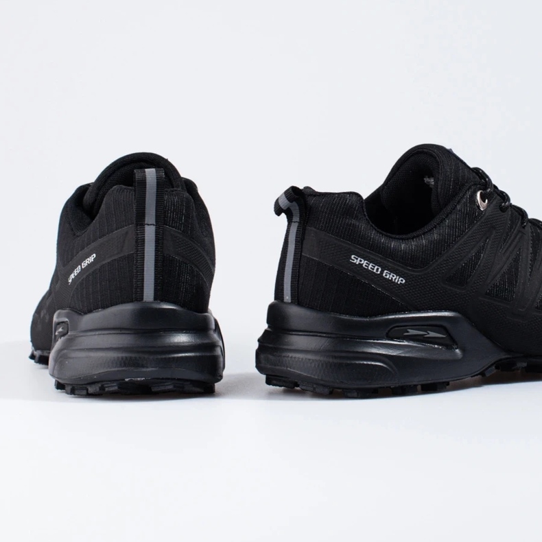 DK vandringsskor svart 1