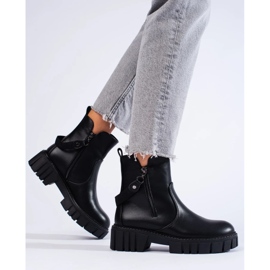 Svarta damväskor med prydnad 1