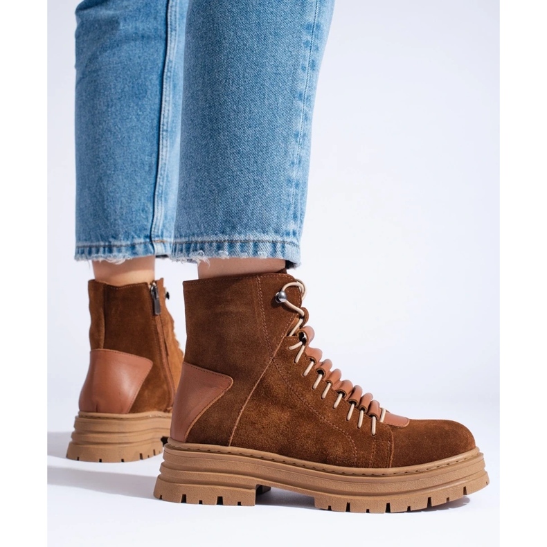 Bruna läderstövlar 1