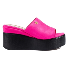 Rosa kvinnors höga kil 1