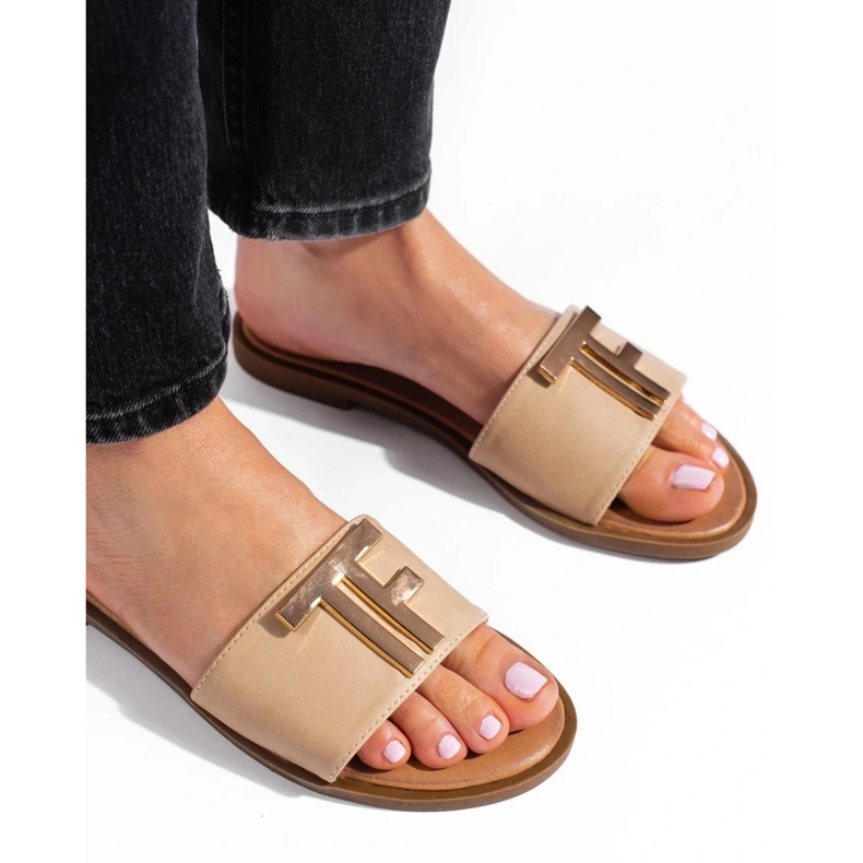 W. Potocki Beige platta sandaler för kvinnor från Potocki 1