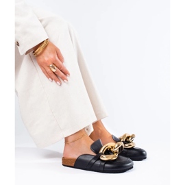 Svarta rutschbanor med stor Shelovet-kedja 1