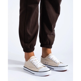 Shelovet klassiska beige sneakers 2