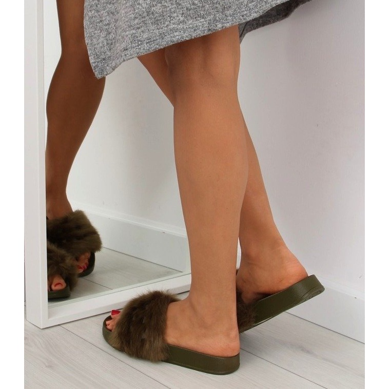 Gröna S37 gröna tofflor med päls 2