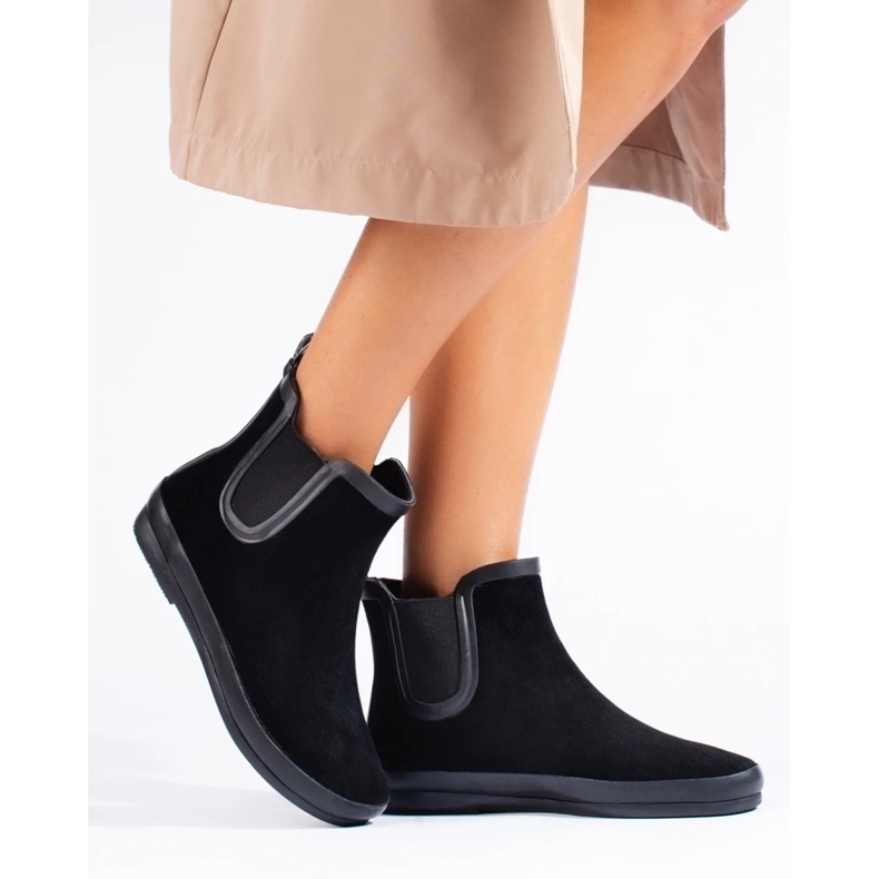 W. Potocki Svarta mockaskydd isolerade svarta Potocki 2