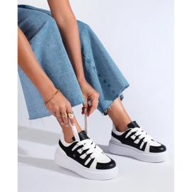 Svarta och vita damsneakers från Shelovet med tjock sula 3