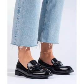Shelovet klassiska loafers i svart lack 1