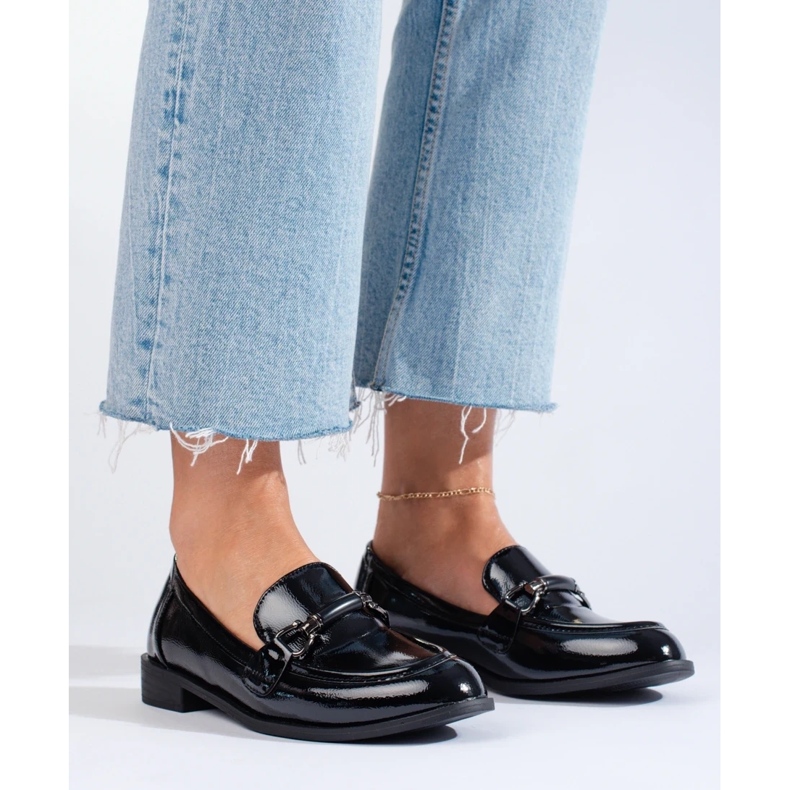 Shelovet klassiska loafers i svart lack 1