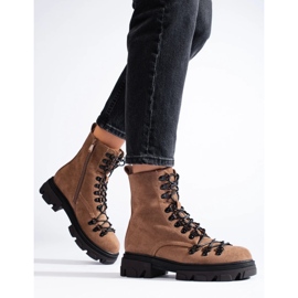 Bruna arbetarkängor med mockaknutna från Vinceza beige 2