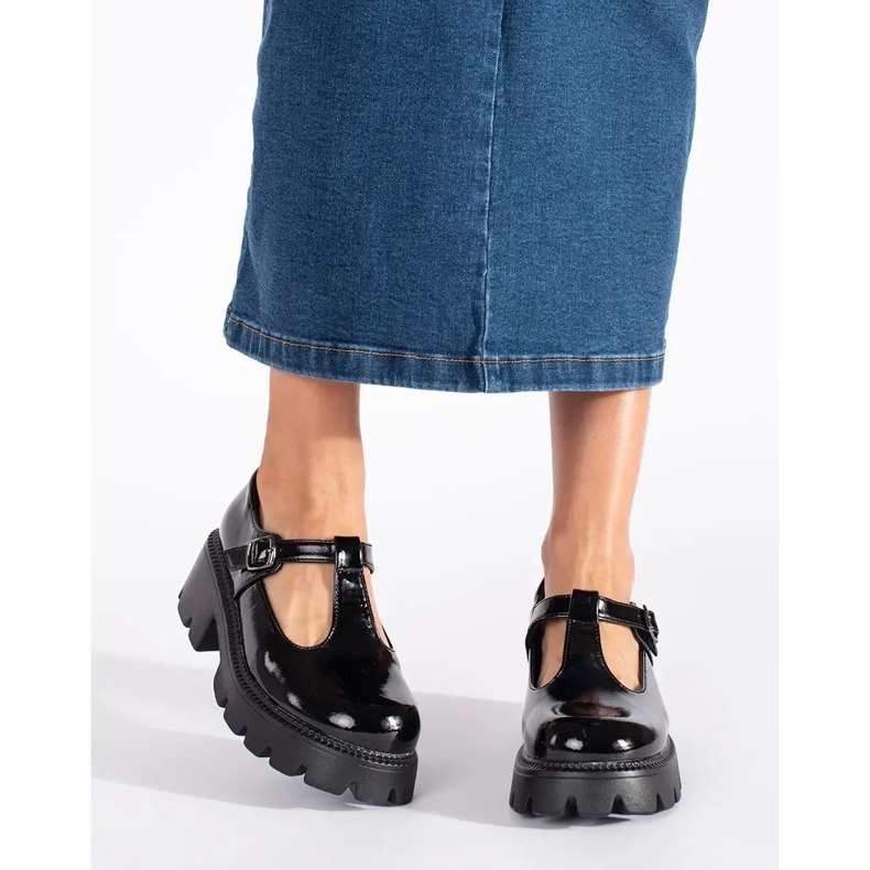 Svarta lackskor för kvinnor med plattform 1